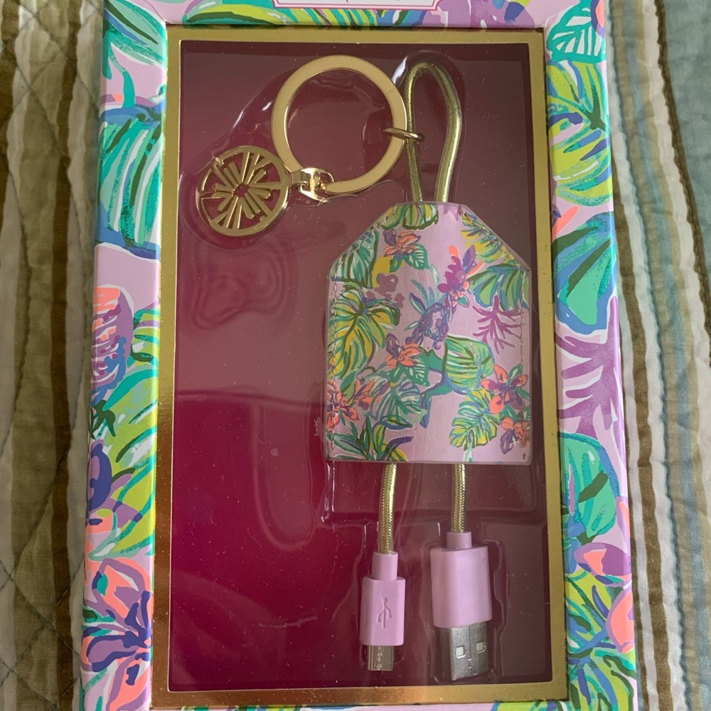 Lilly Pulitzer micro charging tag on keyring
